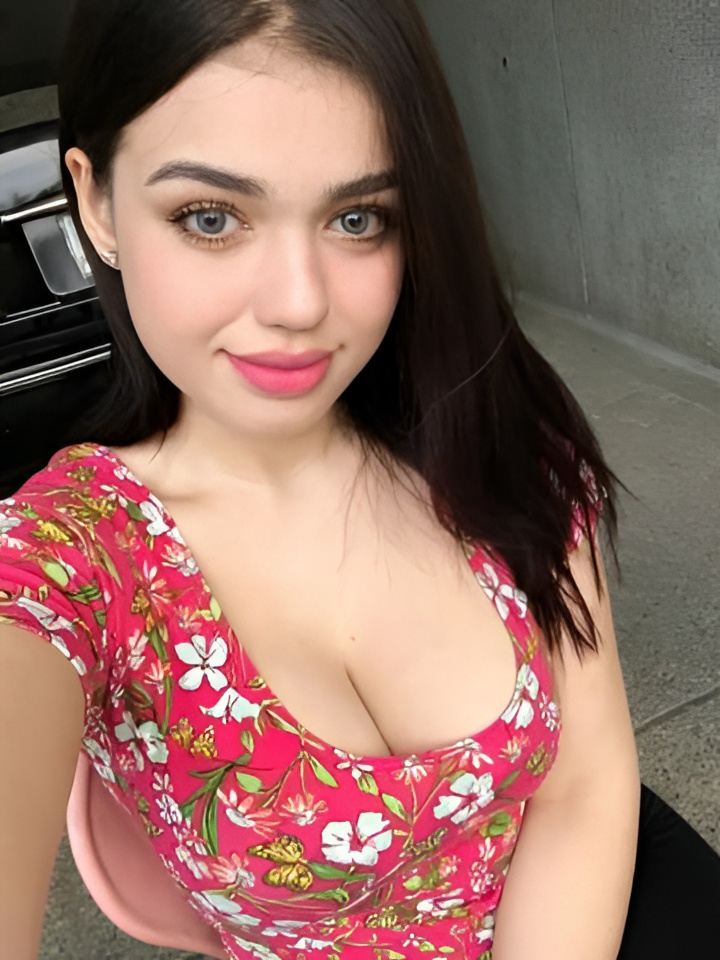 Илона привлекальеная девушка из Грязей цена от 10000 руб