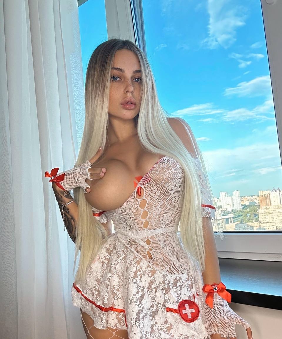 Мария привлекальеная девушка из Грязей цена от 8000 руб