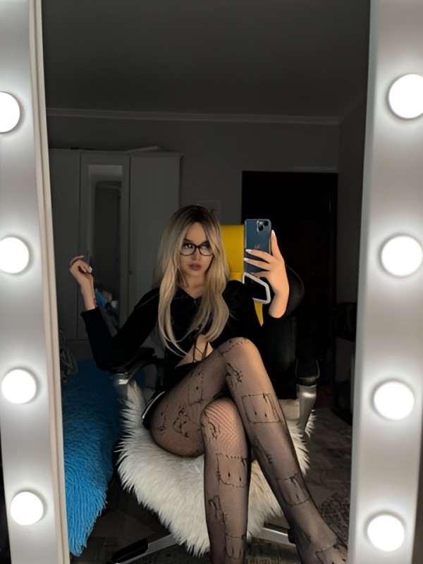 Фариза привлекательная девушка из Грязей цена от 2000 руб